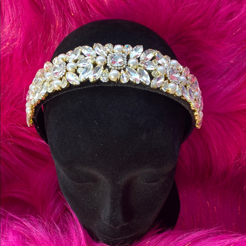 Elegant Crystal and Pearl Headband